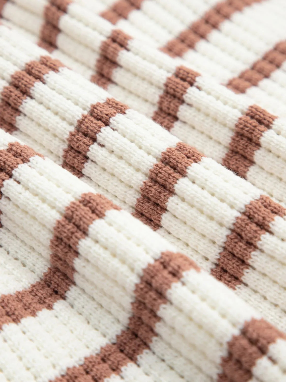 Stripe Scalloped Round Neck Short Sleeve Sweater