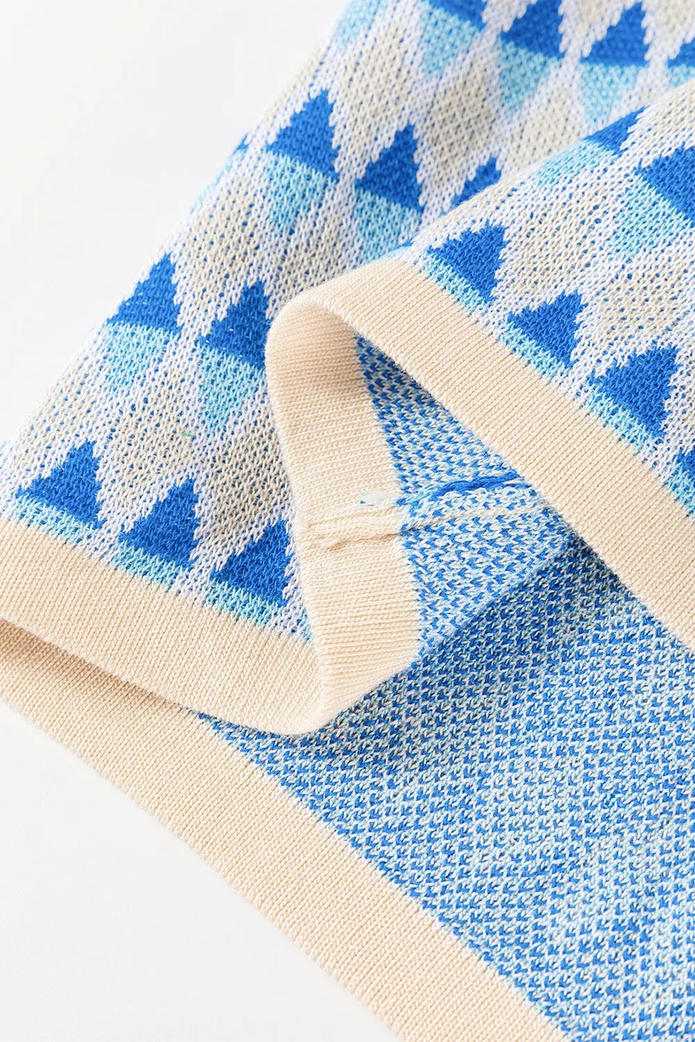 Stripe Geometric Print Round Neck Slim Fit Sweater Vest