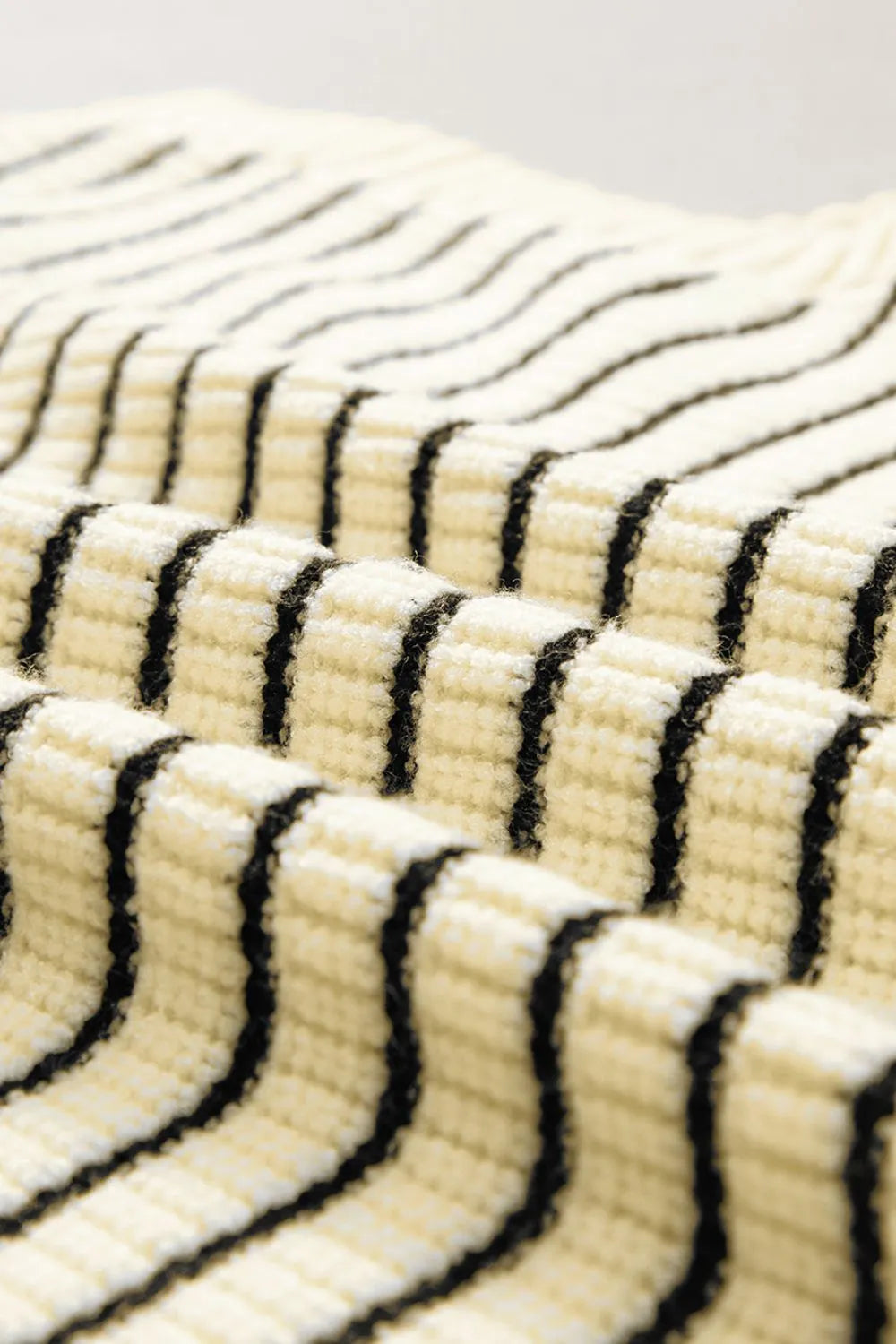 Stripe Turn-Down Johnny Collar Sweater Vest